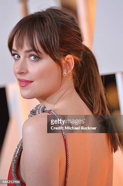 Actress Dakota Johnson attends the 87th Annual Academy Awards at Hollywood & Highland Center on February 22, 2015 in Hollywood, California.