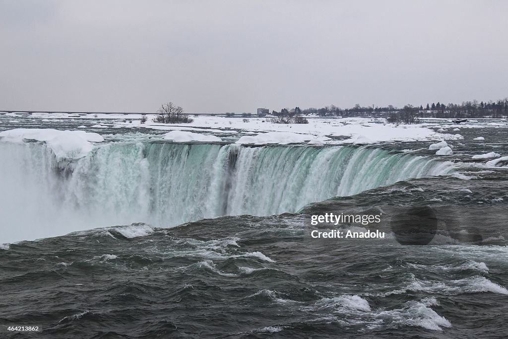 Extreme Cold Freezes Parts Of Niagara Falls