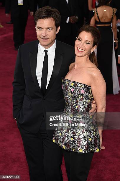 Actor Jason Bateman and Amanda Anka attend the 87th Annual Academy Awards at Hollywood & Highland Center on February 22, 2015 in Hollywood,...