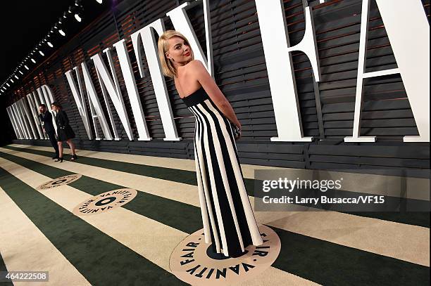 Actress Margot Robbie attends the 2015 Vanity Fair Oscar Party hosted by Graydon Carter at the Wallis Annenberg Center for the Performing Arts on...