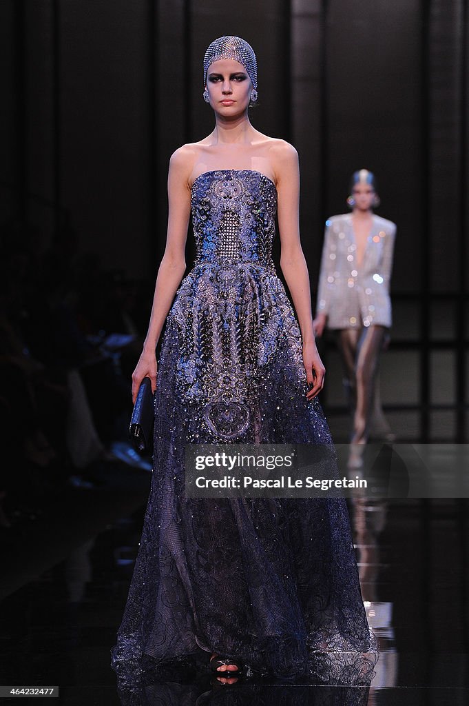 Giorgio Armani Prive : Runway - Paris Fashion Week - Haute Couture S/S 2014