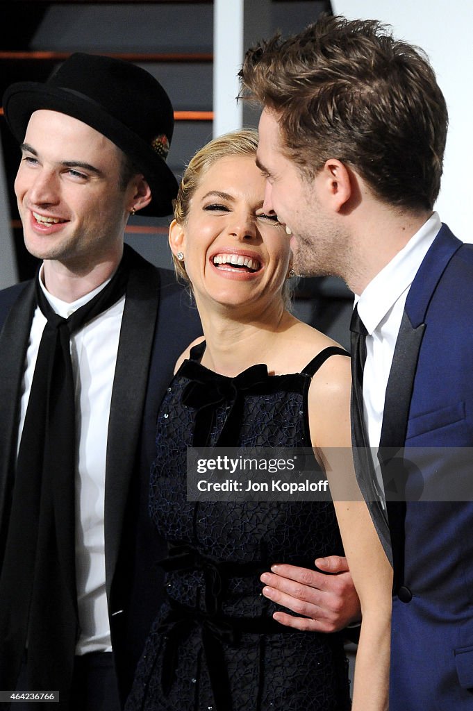 2015 Vanity Fair Oscar Party Hosted By Graydon Carter - Arrivals