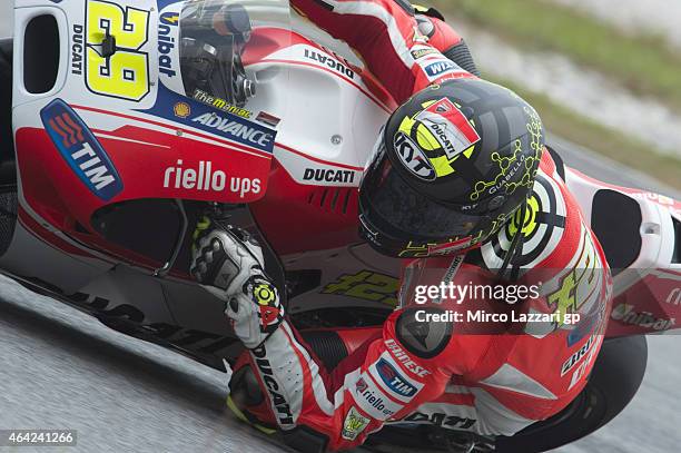 Andrea Iannone of Italy and Ducati Team rounds the bend during the MotoGP Tests in Sepang - Day One at Sepang Circuit on February 23, 2015 in Kuala...