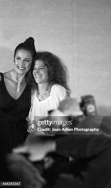 Actress Gilda Radner poses with presenter Lynda Carter after winning Best Supporting Actress in Variety or Music. For 'Saturday Night Live' at the...