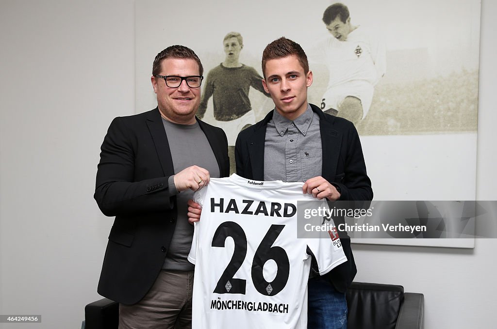 Thorgan Hazard Signing Contract At Borussia Moenchengladbach
