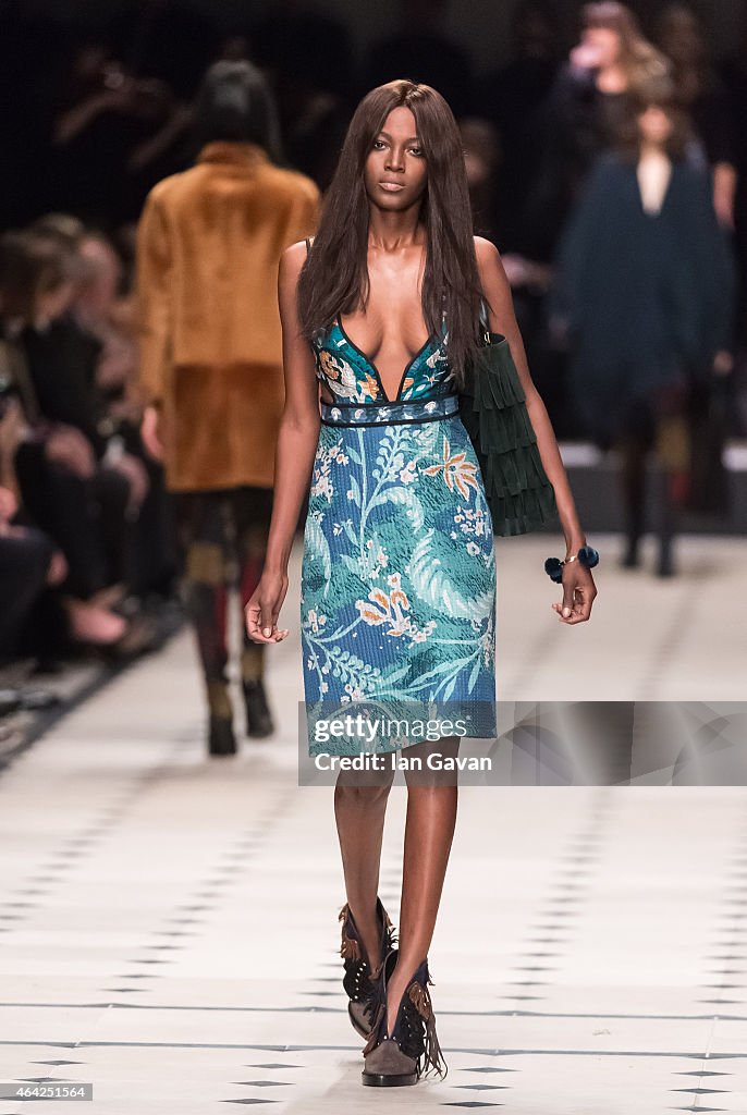 Burberry Prorsum - Runway - LFW FW15