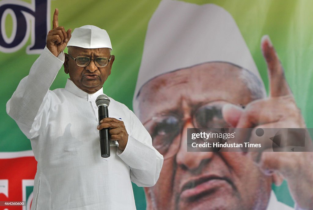 Anna Hazare Launches Agitation In Delhi Against Land Ordinance