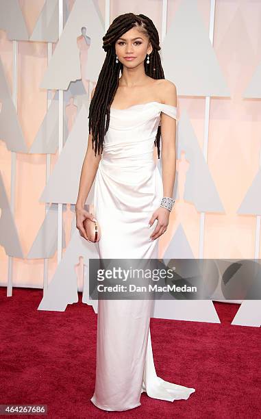 Zendaya arrives at the 87th Annual Academy Awards at Hollywood & Highland Center on February 22, 2015 in Los Angeles, California.