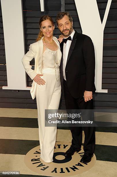 Lesley Mann and Judd Apatow arrive at the 2015 Vanity Fair Oscar Party at Wallis Annenberg Center for the Performing Arts on February 22, 2015 in...