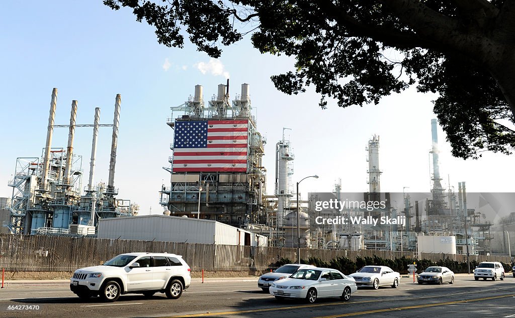 Union Steelworkers on Strike at Tesoro Refinery in Southern California