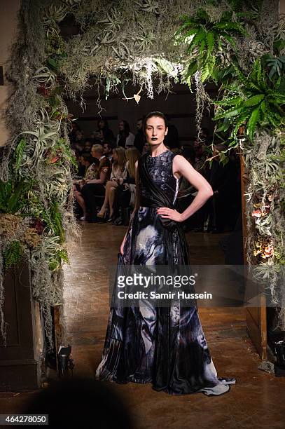 Erin O'Connor walks the runway at the Giles show during London Fashion Week Fall/Winter 2015/16 at Central Saint Martins on February 23, 2015 in...