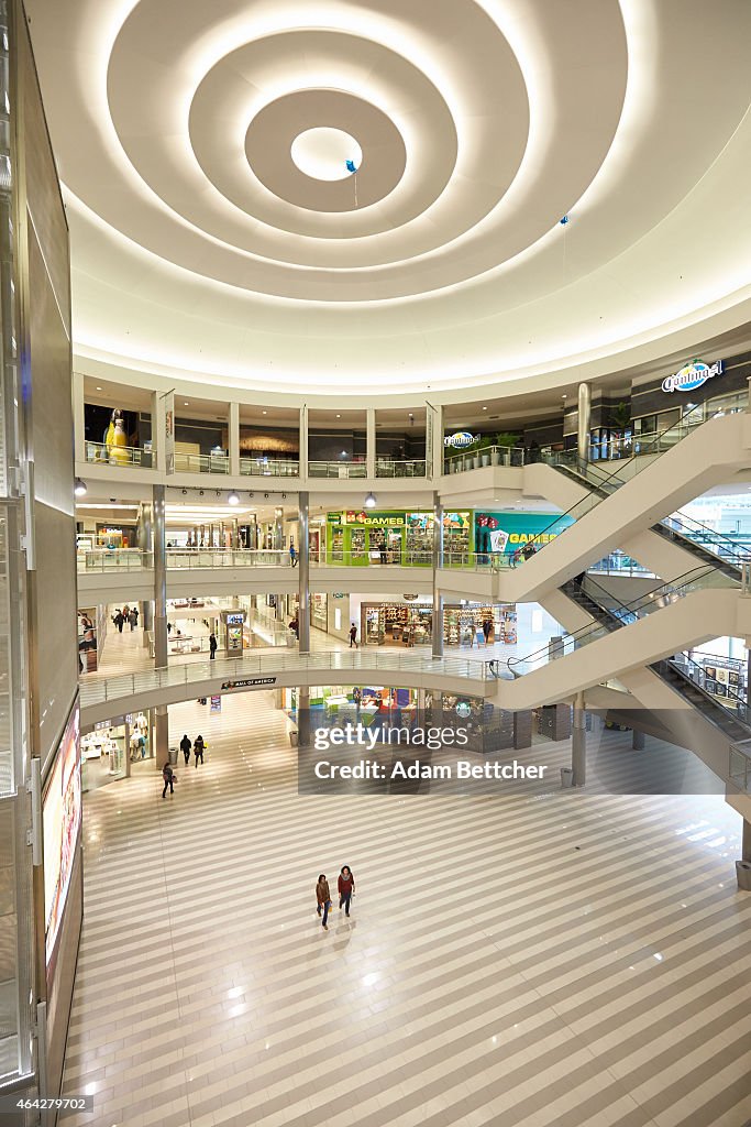 Mall Of America Officials Brief Media On Increased Security After Mall Mentioned In Terrorist Video