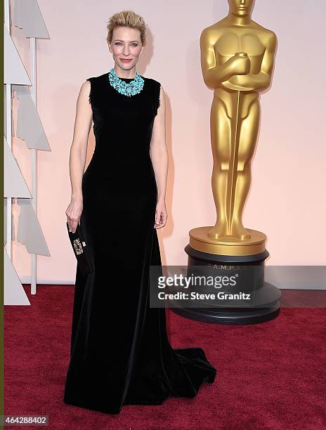 Cate Blanchett arrives at the 87th Annual Academy Awards at Hollywood & Highland Center on February 22, 2015 in Hollywood, California.