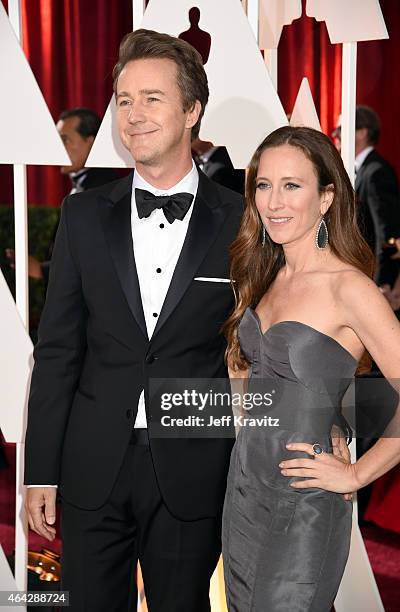 Ed Norton and Shauna Robertson attend the 87th Annual Academy Awards at Hollywood & Highland Center on February 22, 2015 in Hollywood, California.