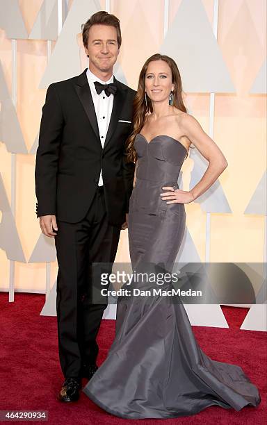 Edward Norton and Shauna Robertson arrive at the 87th Annual Academy Awards at Hollywood & Highland Center on February 22, 2015 in Los Angeles,...