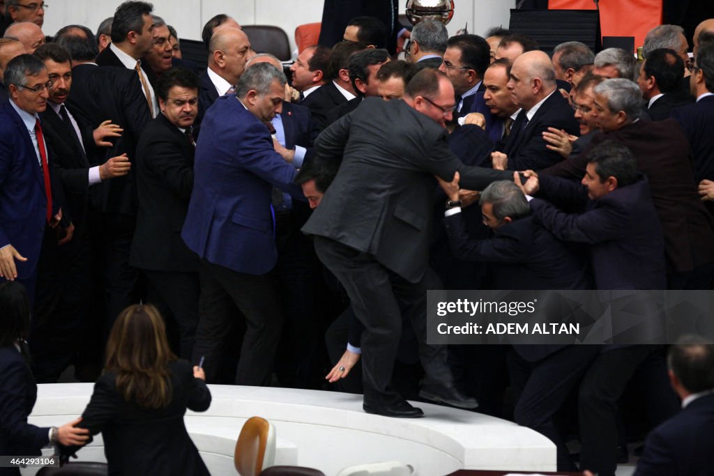 TOPSHOT-TURKEY-PARLIAMENT-POLICE-RIGHTS