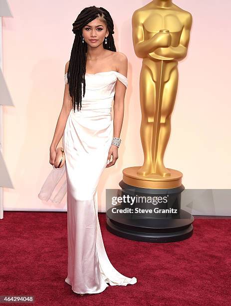 Zendaya arrives at the 87th Annual Academy Awards at Hollywood & Highland Center on February 22, 2015 in Hollywood, California.