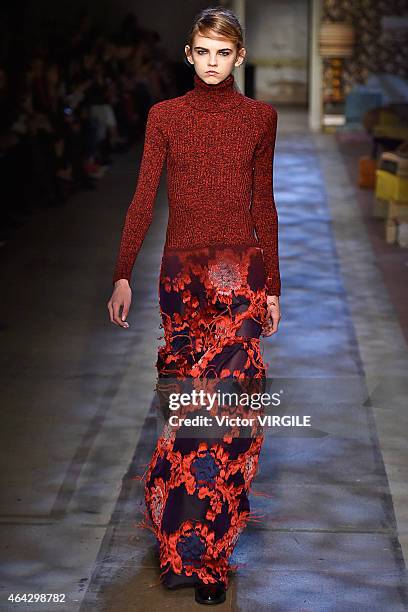 Model walks the runway at the Erdem show during London Fashion Week Fall/Winter 2015/16 at Old Selfridges Hotel on February 23, 2015 in London,...