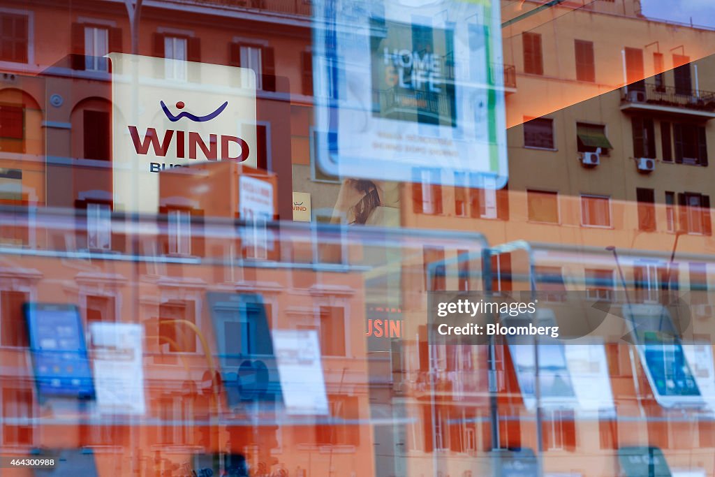 VimpelCom Ltd.'s Wind Telecomunicazioni SpA Mobile Phone Stores