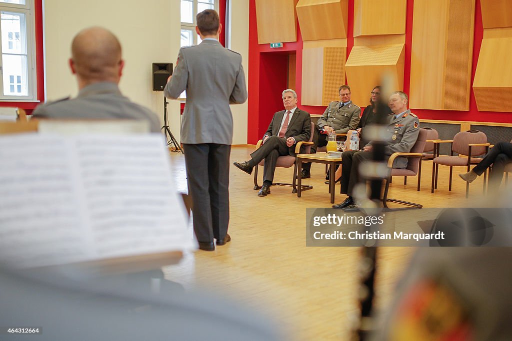 President Gauck Visits Bundeswehr Honour Guard