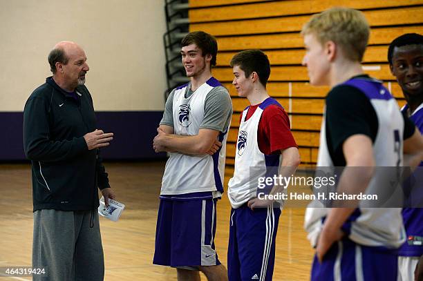 77 Thomas Neff Photos & High Res Pictures - Getty Images