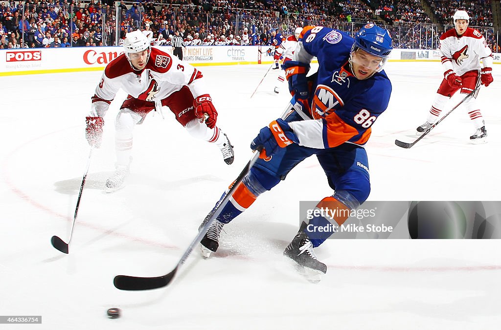 Arizona Coyotes v New York Islanders