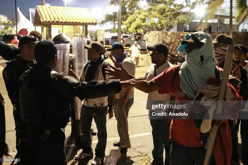 Ayotzinapa Protest in Acapulco during the Mexican Tennis Open