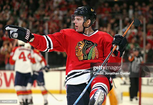 Kris Versteeg of the Chicago Blackhawks celebrates his second period goal against the Florida Panthers at the United Center on February 24, 2015 in...