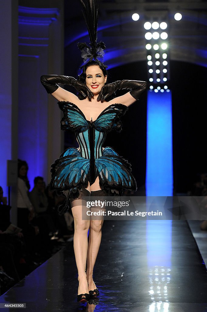 Jean Paul Gaultier : Runway - Paris Fashion Week - Haute Couture S/S 2014