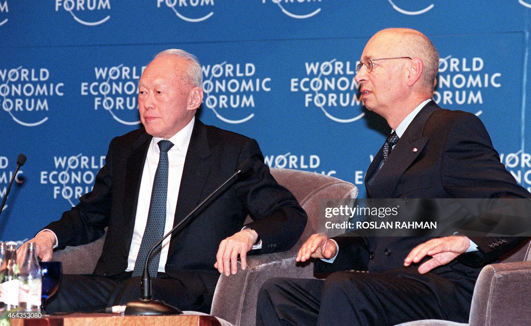 singapore-senior-minister-lee-kuan-yew-with-klaus-schwab-founder-and-president-of-the-world.jpg