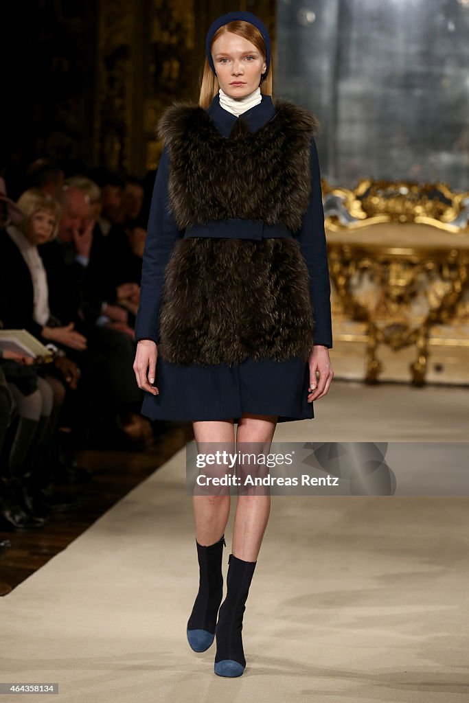 Chicca Lualdi - Runway & Close-ups - MFW FW2015