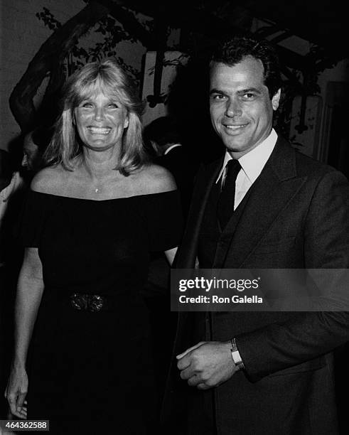 George Santo Pietro and Linda Evans attend Irving Lazar Oscar Party on March 31, 1981 at Bistro Gardens in Beverly Hills, California.