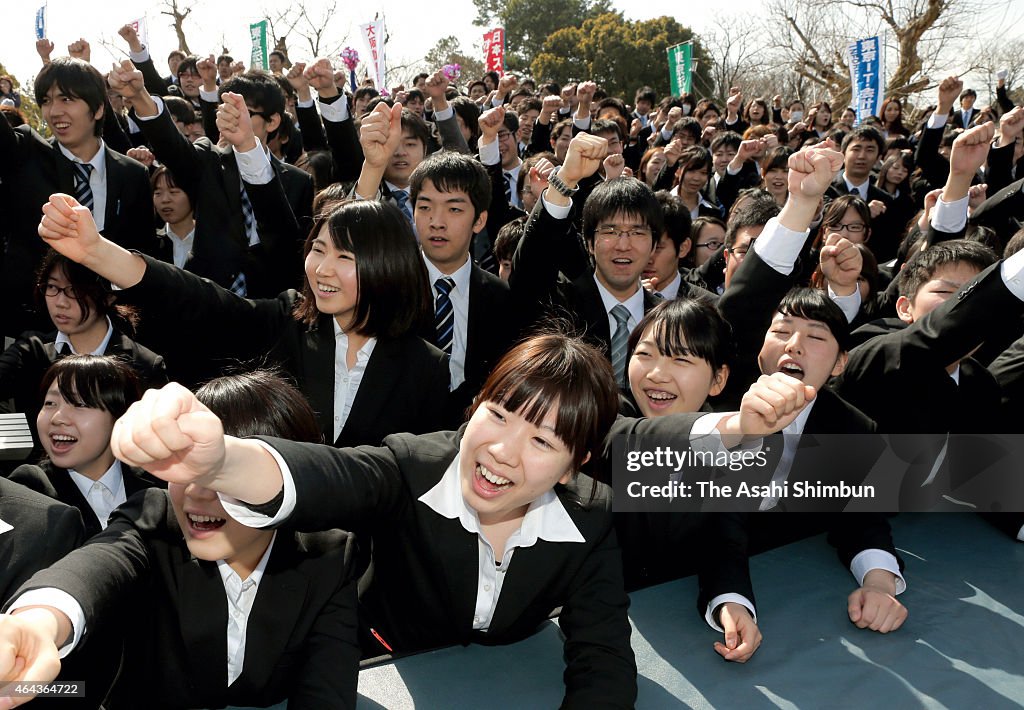 Job Hunting Kick Off Ceremony Held In Nagoya