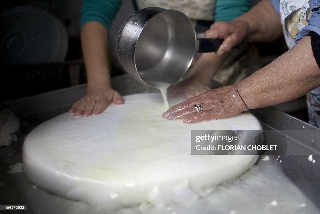 CYPRUS-FOOD-CHEESE