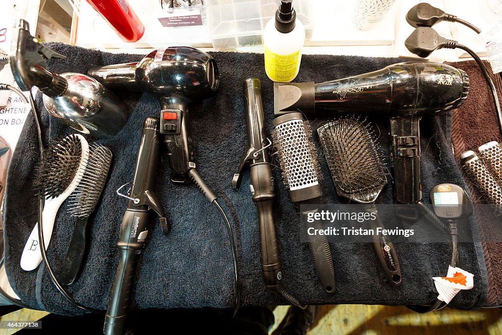 Aerial View Work Stations - LFW FW15