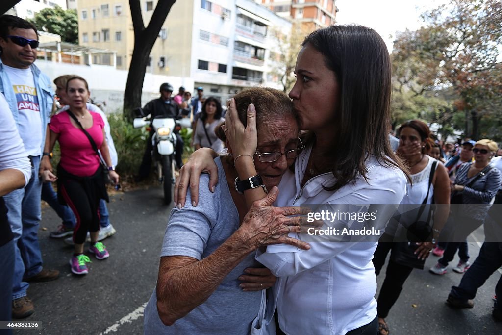 Demonstration in Caracas after 14 year-old killed during anti-government protest