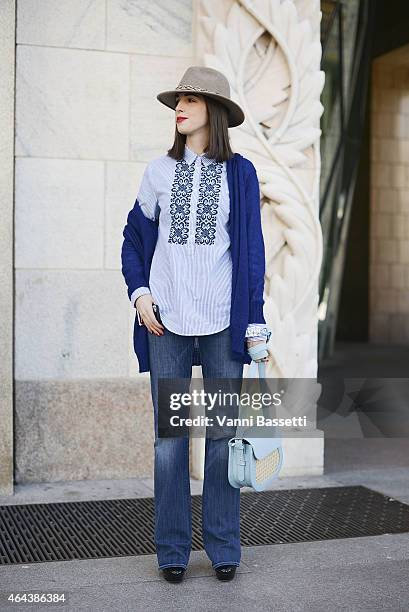 Giulia Baggini poses wearing Zara shirt, Seven jeans, Loden hat and Bradaric Omae bag on February 25, 2015 in Milan, Italy.