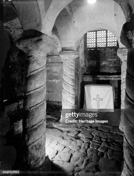 Repton Crypt Repton Derbyshire Photos and Premium High Res Pictures - Getty Images