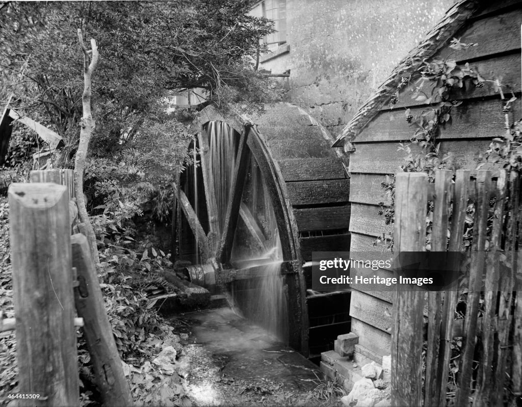 Old Mill, Chipping Campden, Gloucestershire, 1900. Artist: Henry Taunt