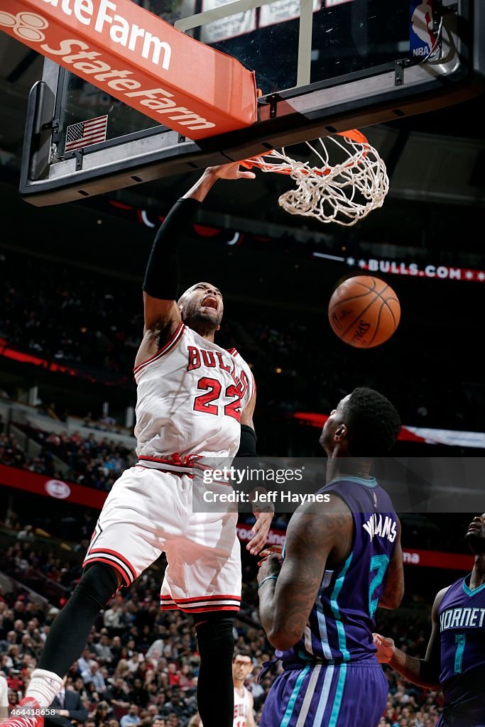 Charlotte Hornets v Chicago Bulls