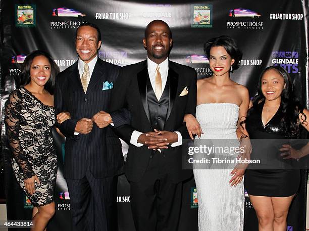 19 The Siblings Cathie Photos & High Res Pictures - Getty Images