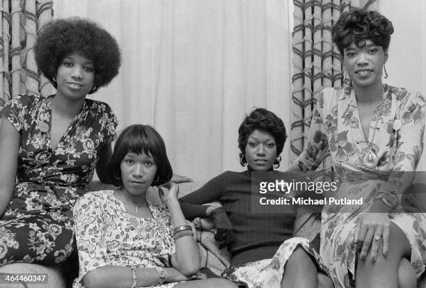 american-pop-group-the-pointer-sisters-l