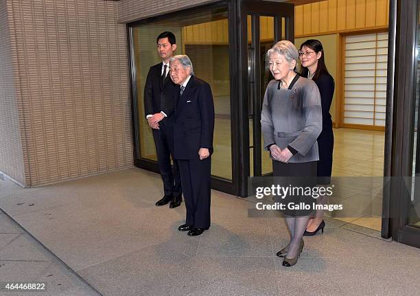 The Emperor Akihito and Empress Michiko of Japan waiting for the President of Poland, Bronislaw Komorowski and the First Lady, Anna Komorowski on...
