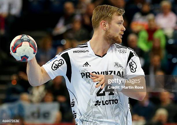 Aron Palmarsson of Kiel in action during the DKB HBL Bundesliga match between THW Kiel and Balingen-Weilstetten at Sparkassen Arena on February 25,...