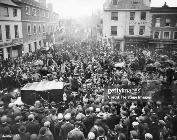 London to Brighton Emancipation Run, 1896. A huge crowd gathered on the street. In Britain in the 1890s, the law still required motor vehicles to be...