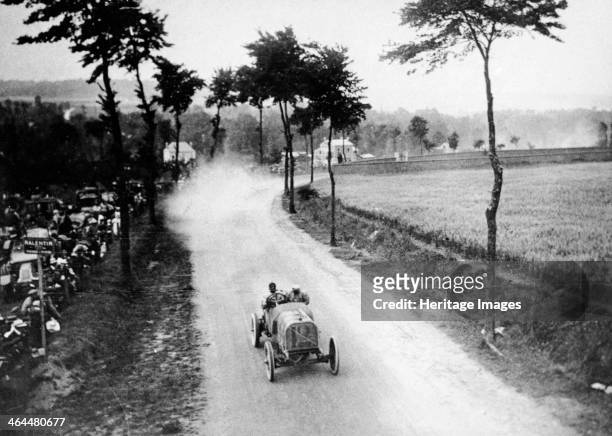 Alessandro Cagno driving his Itala, French Grand Prix, Dieppe, 1908. Cagno came eleventh in the race, won by Christian Lautenschlager's Mercedes.
