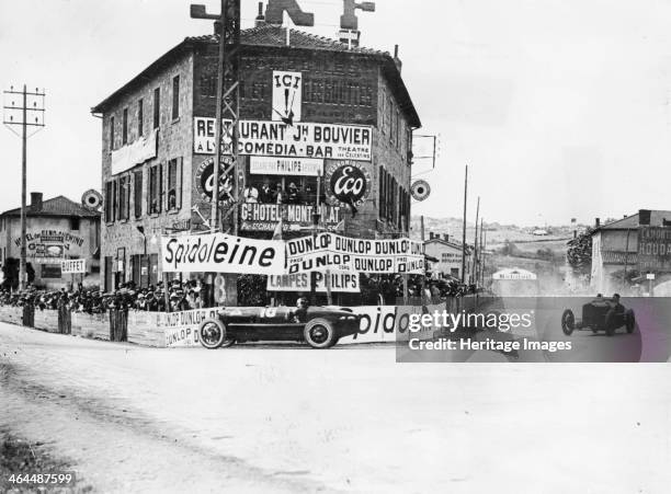 Les Sept Chemins hairpin at the French Grand Prix, Lyons, 1924. Louis Wagner in an Alfa Romeo P2 leading Dario Resta in a Sunbeam round the hairpin...