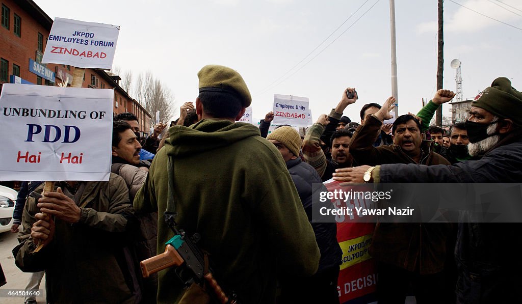 Power Employees Protest In Kashmir