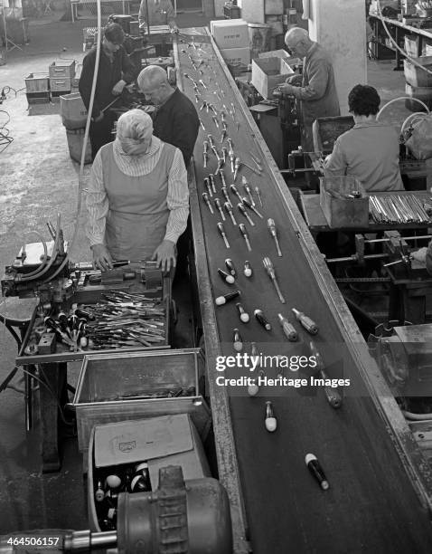 Assembling chisels and screwdrivers, Footprint Tools, Sheffield, 1968.