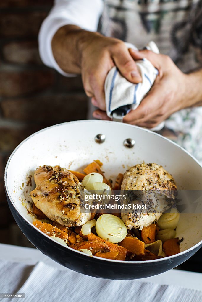 Roasted chicken w fennel, onion and sweet potato